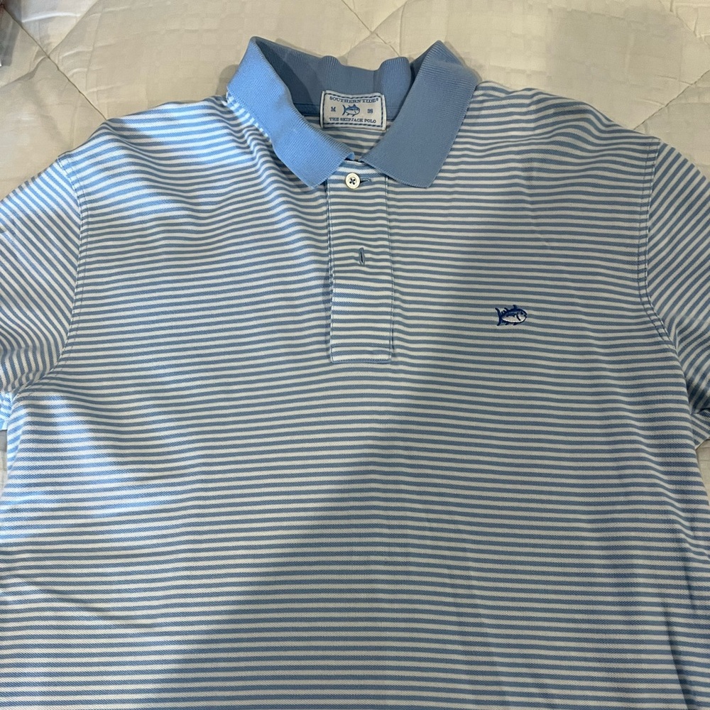 Light blue and white southern tide polo. Size medium